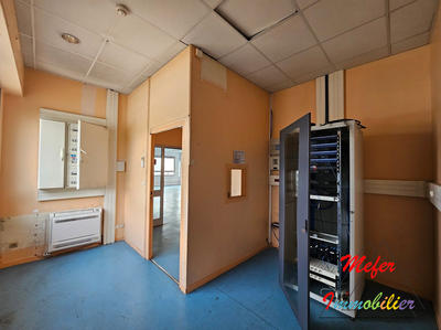 Bureau - 420 m²