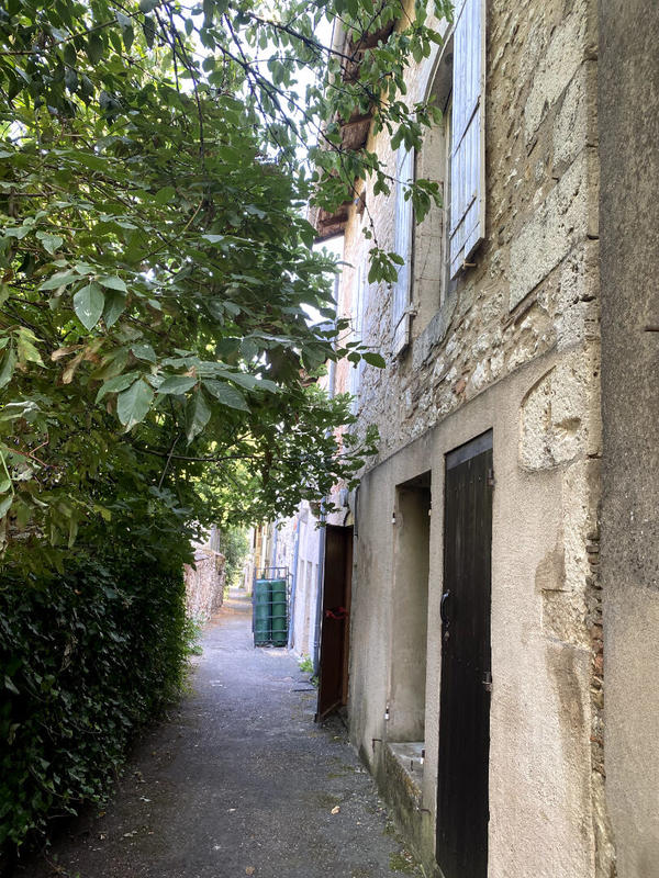 Maison - 266 m² - 8 pièces