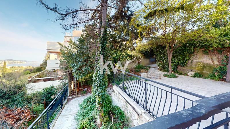 Appartement - 87 m² - 4 pièces