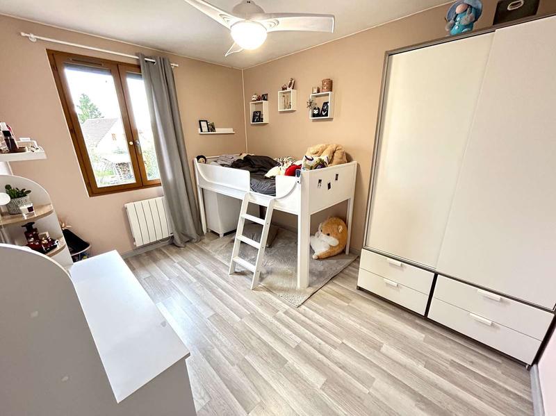 Maison traditionnelle - 130 m² - 8 pièces