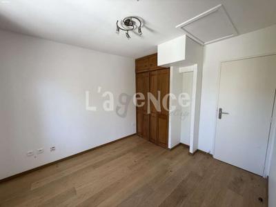 Maison - 104 m² - 6 pièces