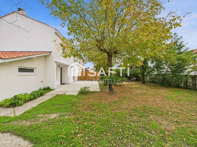 Maison - 98 m² - 5 pièces