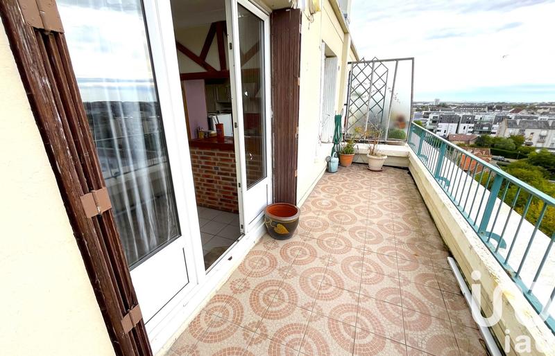 Appartement - 99 m² - 4 pièces