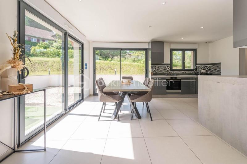 Maison - 155 m² - 5 pièces