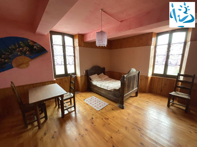 Maison - 143 m² - 5 pièces