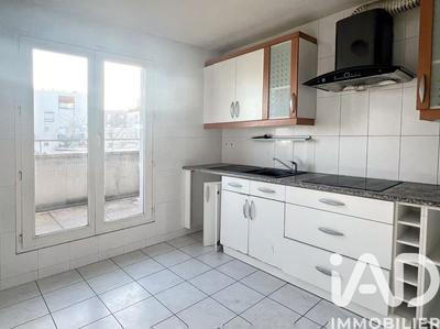 Appartement - 89 m² - 4 pièces