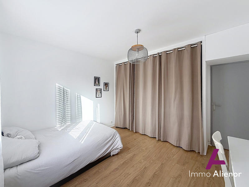 Appartement - 92 m² - 4 pièces