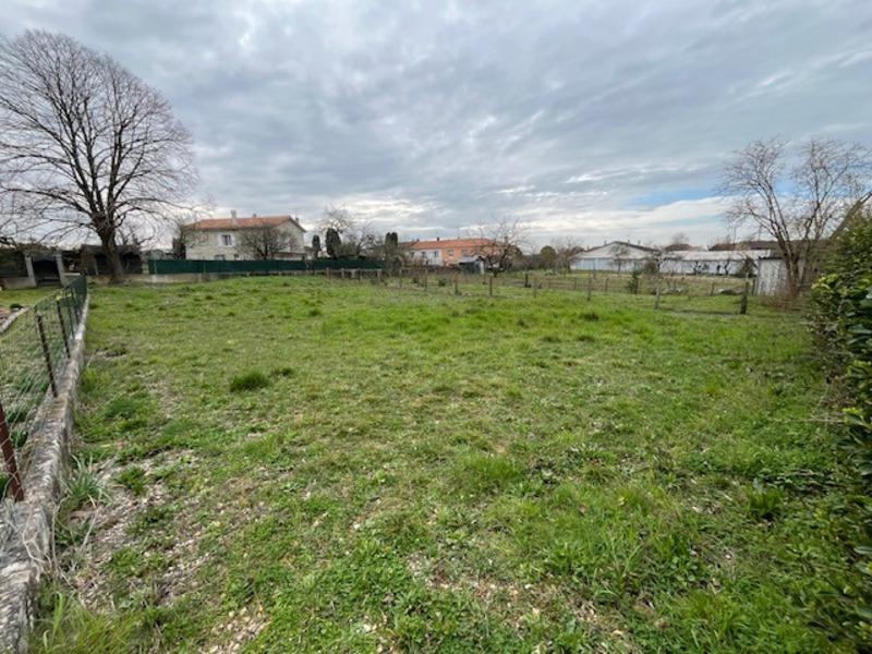 Terrain constructible - 477 m²