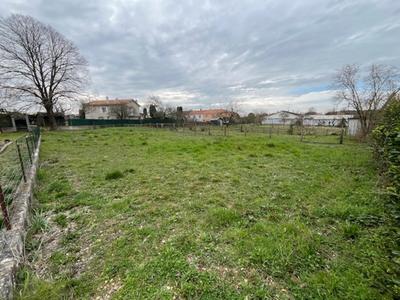 Terrain constructible - 477 m²