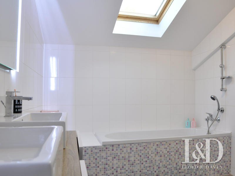 Maison ancienne - 172 m² - 7 pièces