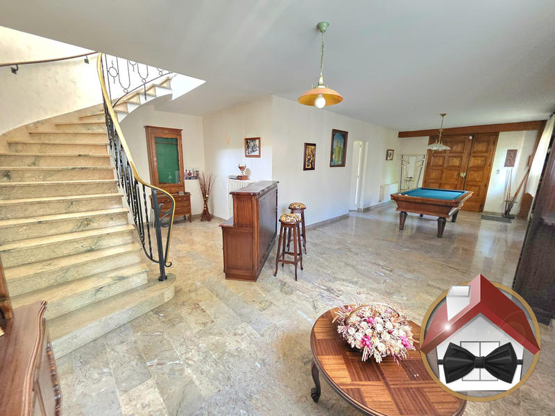 Maison - 164 m² - 6 pièces