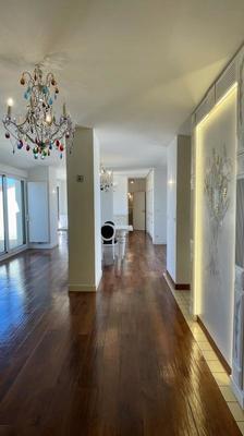 Appartement - 120 m² - 4 pièces