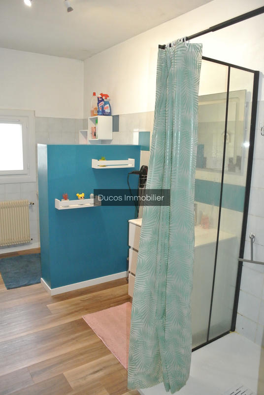 Maison - 365 m² - 8 pièces