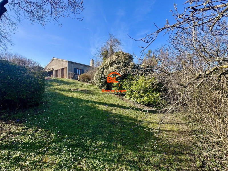 Maison - 180 m² - 7 pièces