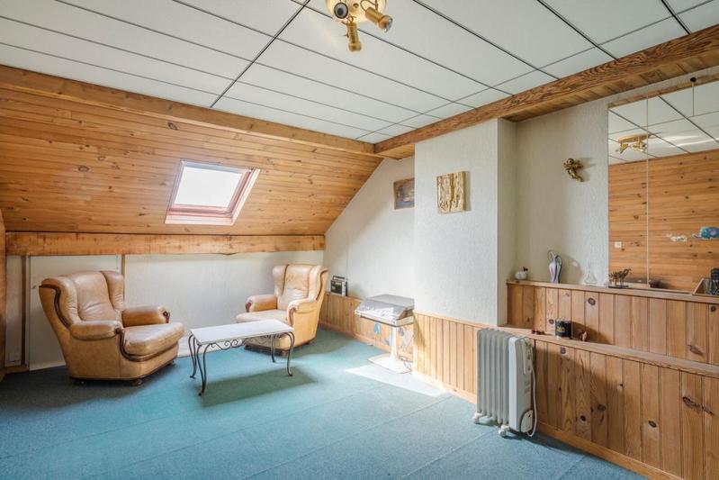 Maison - 137 m² - 6 pièces