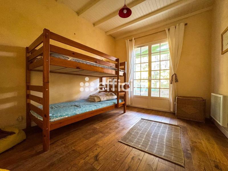 Maison - 140 m² - 5 pièces