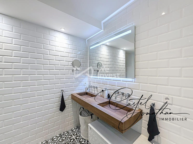 Appartement - 127 m² - 4 pièces