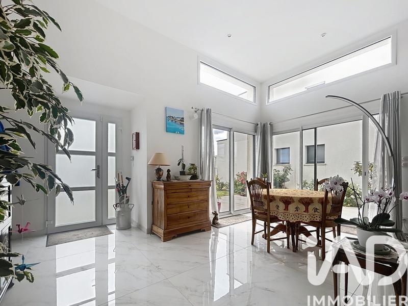 Maison - 126 m² - 5 pièces