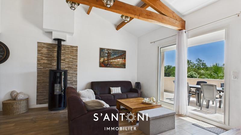 Maison - 189 m² - 5 pièces