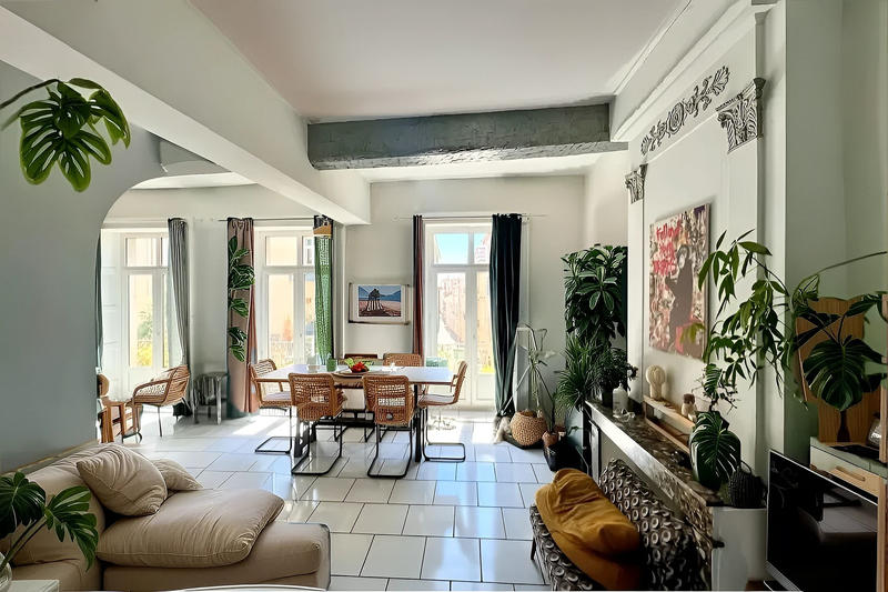 Appartement - 90 m² - 3 pièces