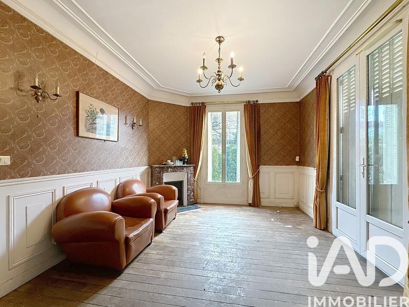 Maison - 98 m² - 6 pièces