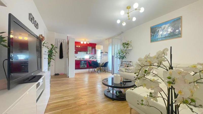 Appartement - 60 m² - 2 pièces