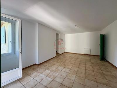 Appartement - 91 m² - 4 pièces