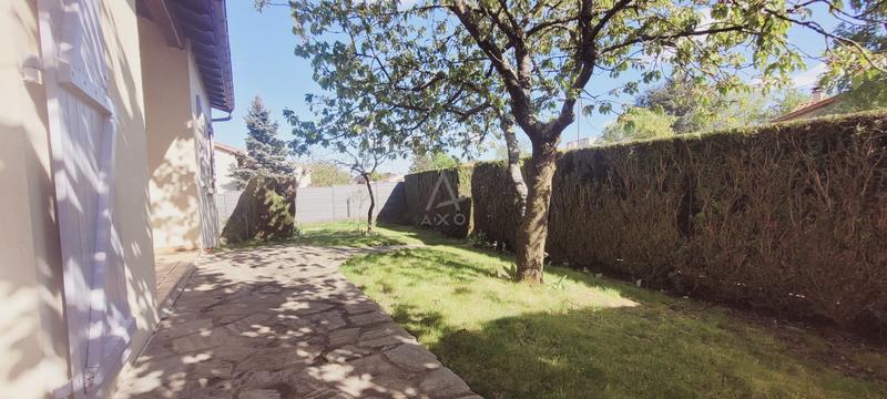 Maison - 96 m² - 4 pièces