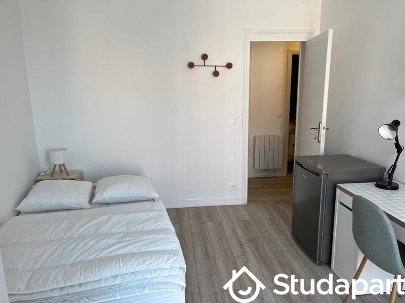 Chambre - 12 m² - 1 pièce