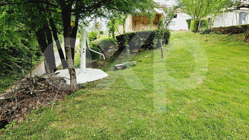 Appartement - 90 m² - 1 pièce