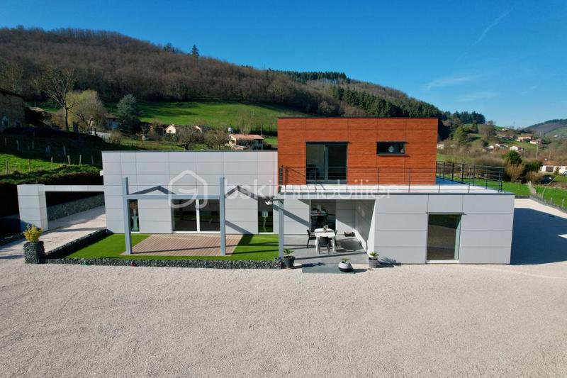Villa - 175 m² - 4 pièces