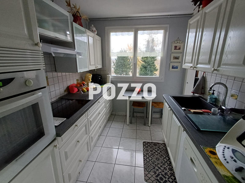 Appartement - 65 m² - 3 pièces