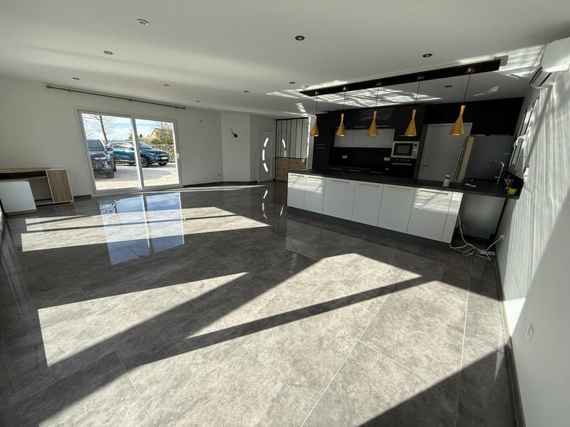 Maison - 139 m² - 5 pièces