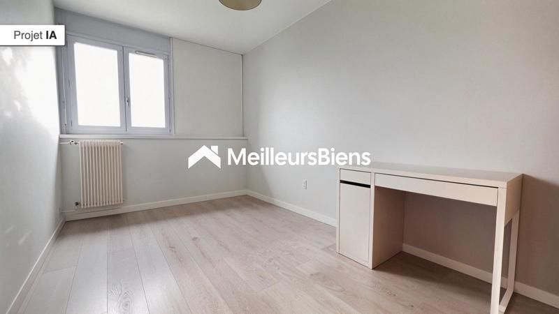 Appartement - 80 m² - 4 pièces