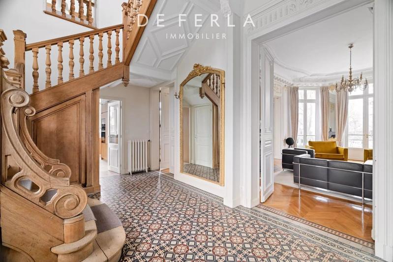 Château - 826 m² - 18 pièces