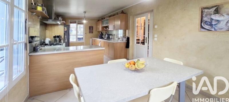 Maison - 189 m² - 7 pièces