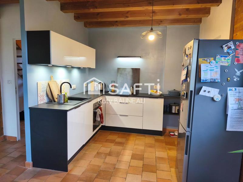 Maison - 104 m² - 5 pièces