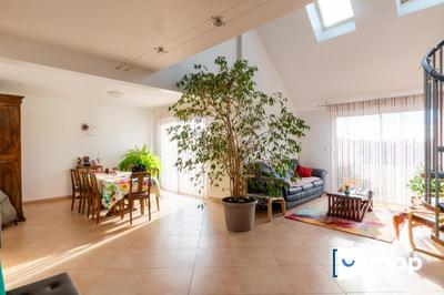 Maison - 155 m² - 7 pièces
