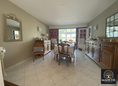 Maison - 128 m² - 7 pièces