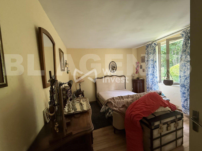 Maison traditionnelle - 193 m² - 8 pièces