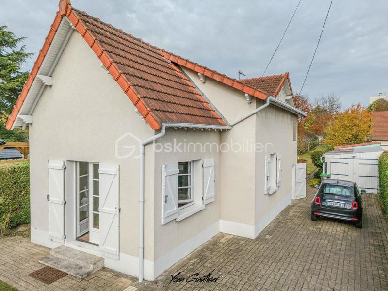 Maison - 151 m² - 6 pièces
