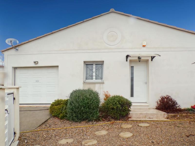 Villa - 90 m² - 4 pièces