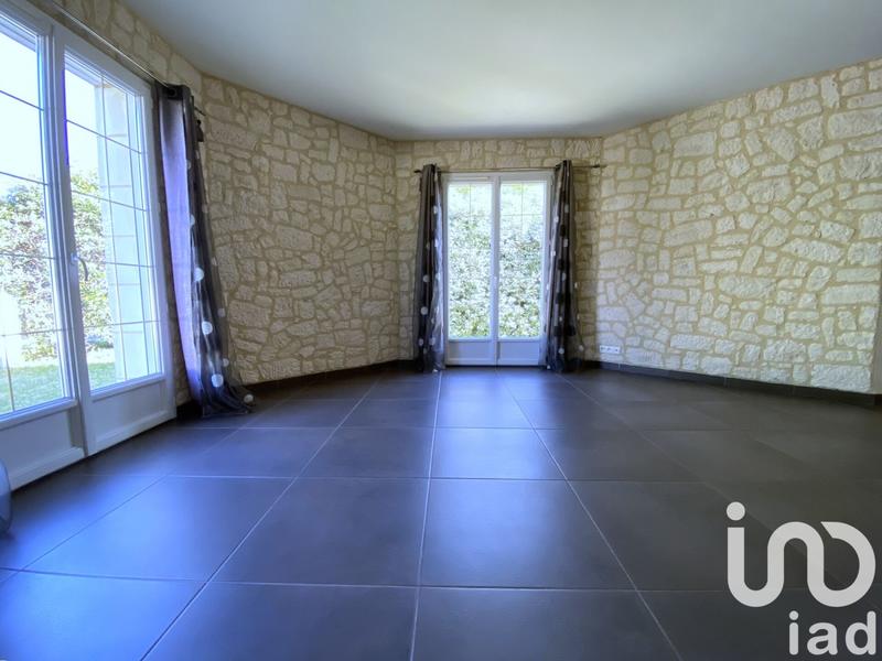 Maison - 222 m² - 7 pièces