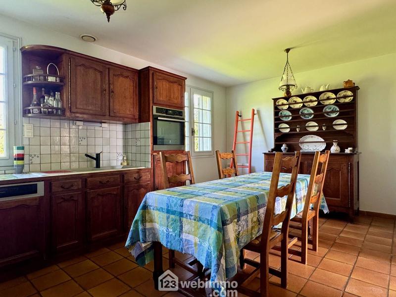 Maison - 161 m² - 6 pièces