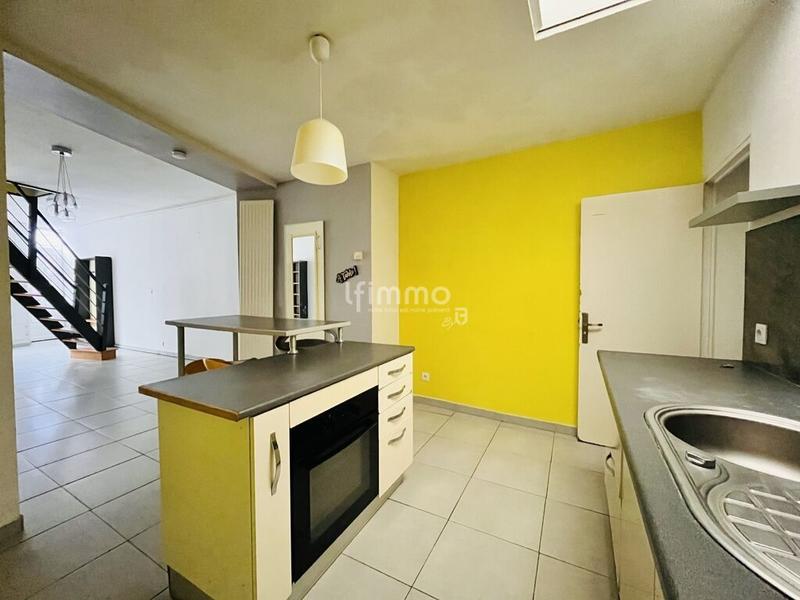 Maison - 80 m² - 4 pièces