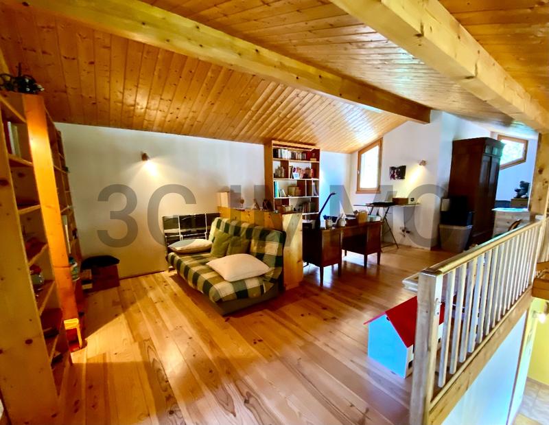 Maison - 229 m² - 4 pièces