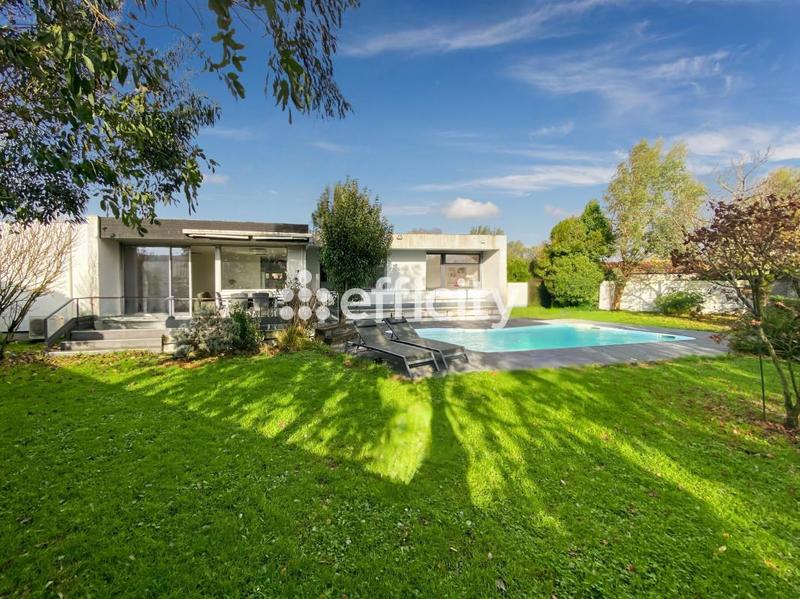 Maison - 133 m² - 6 pièces