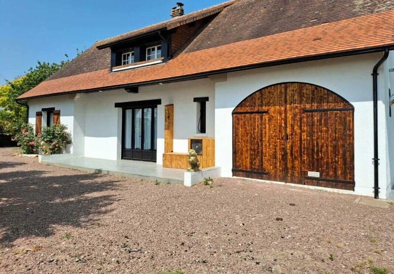 Maison - 193 m² - 9 pièces