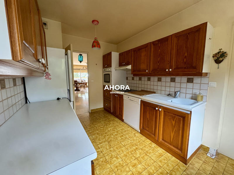 Appartement - 85 m² - 3 pièces