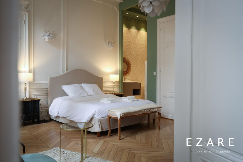 Appartement - 132 m² - 5 pièces